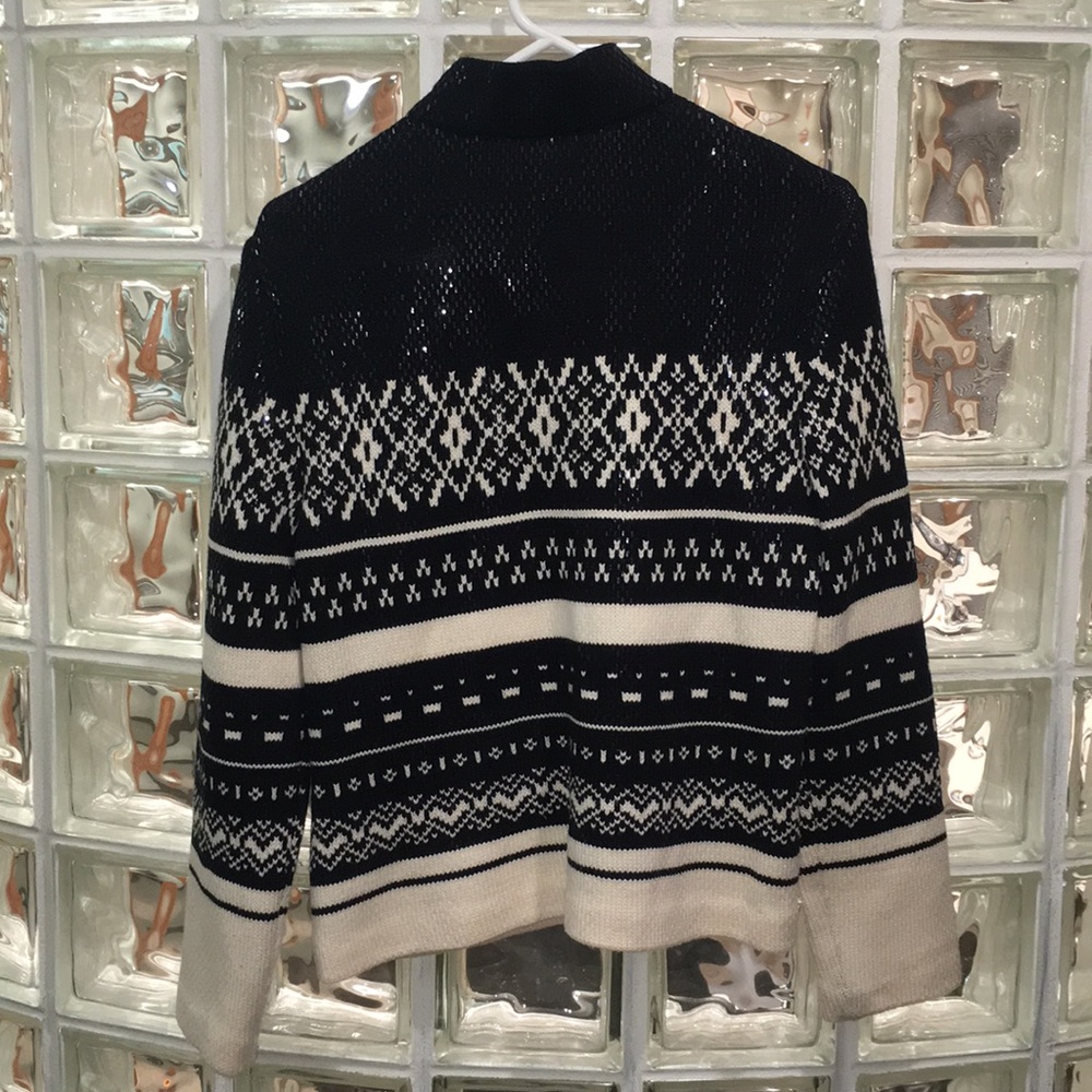 St. John Collection Sweater Top Alpine Design - Picture 3 of 3